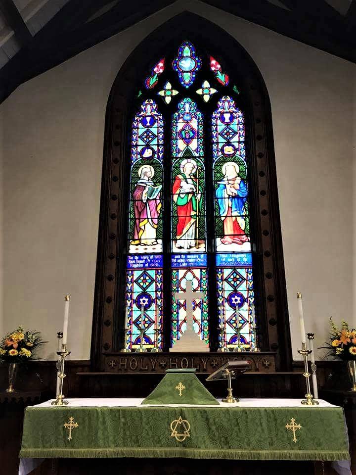 St Lukes Altar